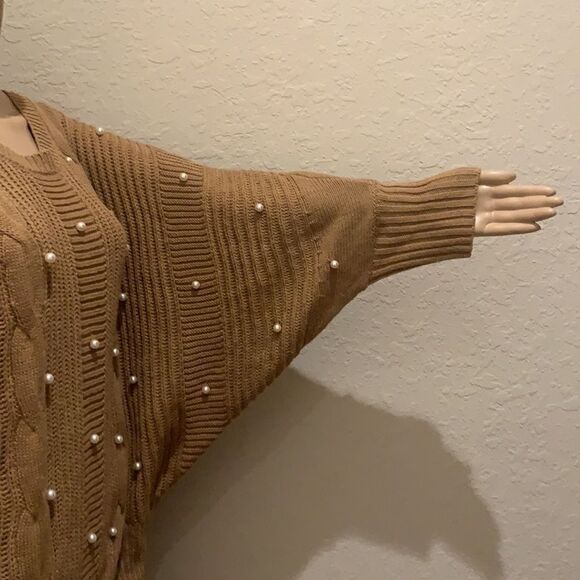 Cable Knit Camel Sweater Dress with Pearls - Picture 10 of 17